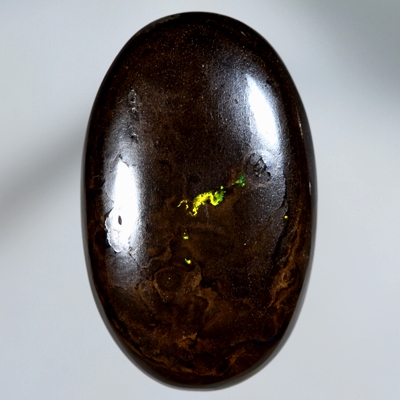 SOLID BOULDER OPAL Sparkling bright fire amongst patterned boulder opal